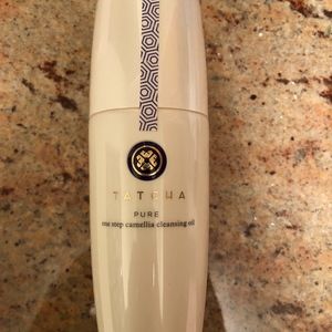 Tacha Pure One Step Camellia Cleansing Oil